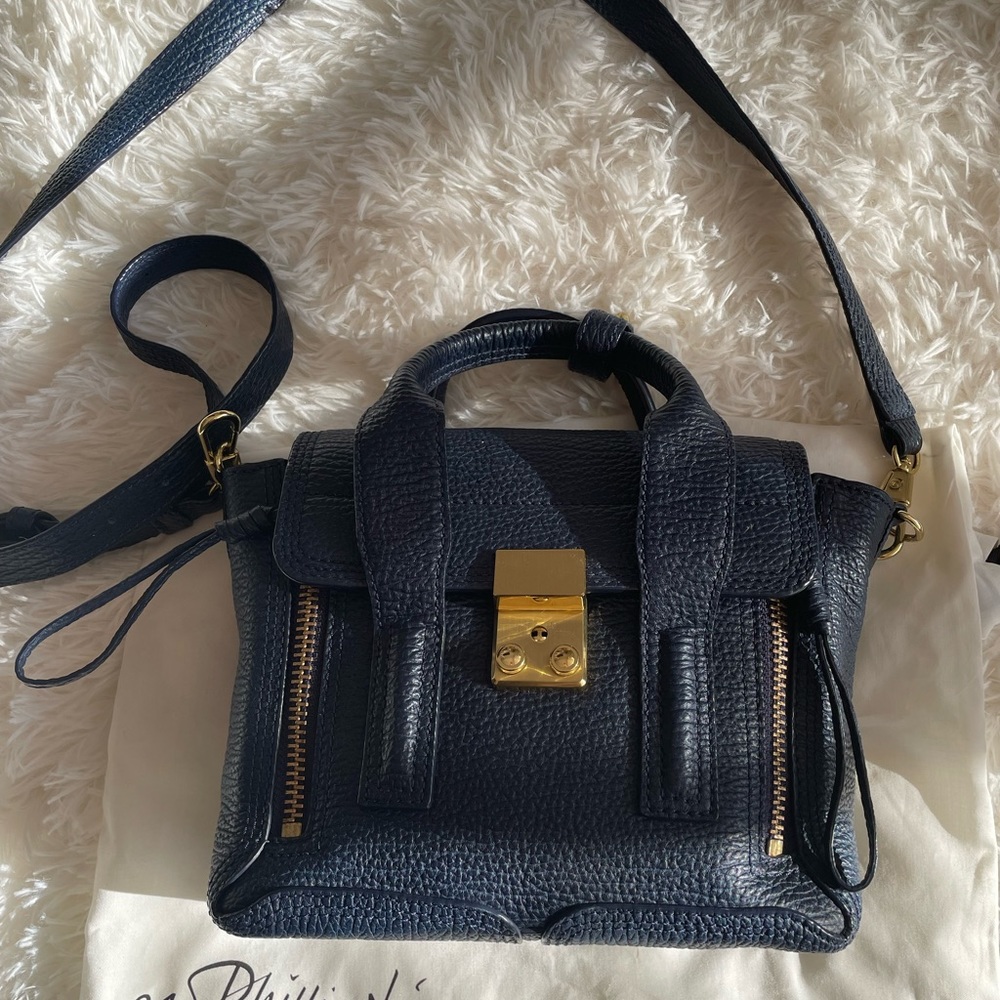 Like new, 3.1 Phillip Lin mini Pashli Leather Satchel in Navy